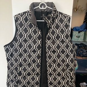 Lands End Quilted Puffer Vest Size XL